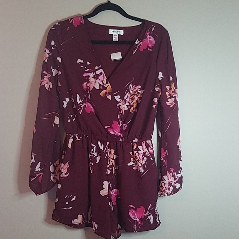 Arizona Jean Co. Floral Romper NWT - Picture 5 of 13